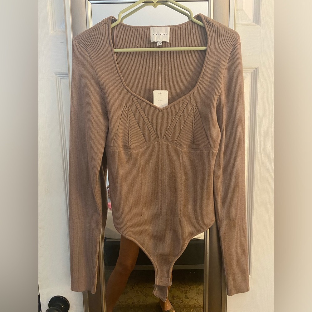 XL tab ribbed body suit. NWT from Pink Rose